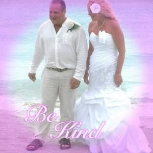 Meet your Posher, Marilyn